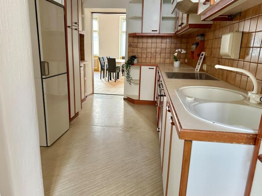 110 M2 Sunny Central Wiedeń